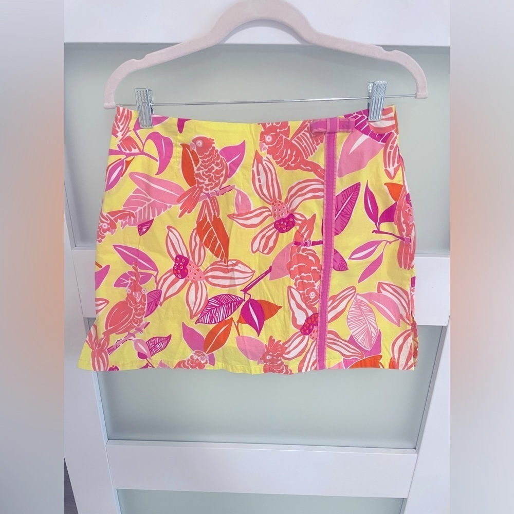LILLY PULITZER Pacific Wing Parrot Yellow Pink Orange SZ 8 EUC